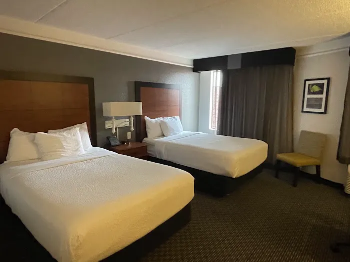 San Antonio Hotel 5