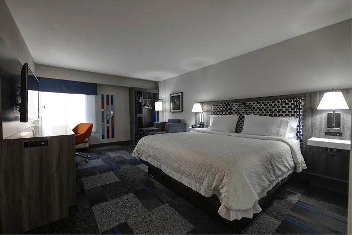 Hampton Inn San Antonio-Downtown (River Walk) 5