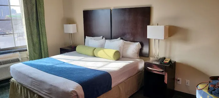 City View Inn & Suites 5
