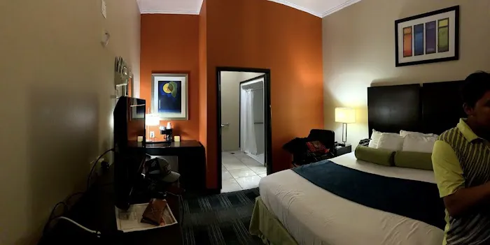 City View Inn & Suites 5