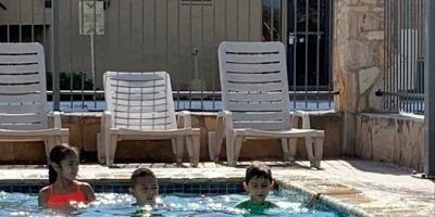Super 8 by Wyndham San Antonio Pearl District / Downtown
