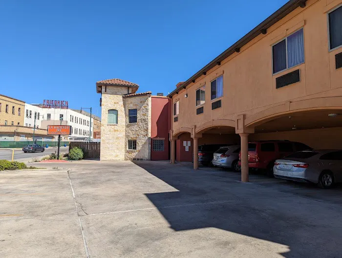 La Hacienda Inn Alamdome/Riverwalk 5