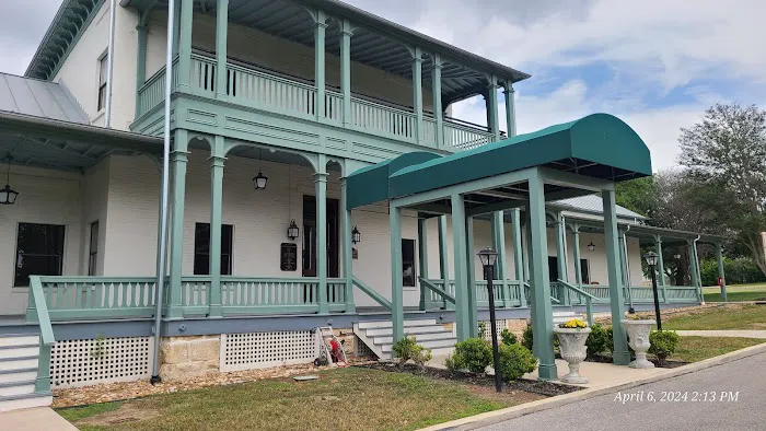 Sam Houston House 5