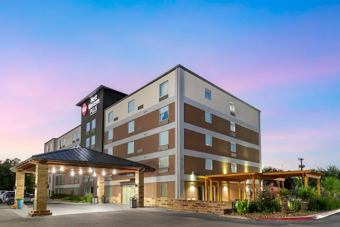 Best Western Plus Downtown North 5