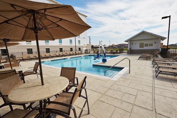 Candlewood Suites Building 2426 5