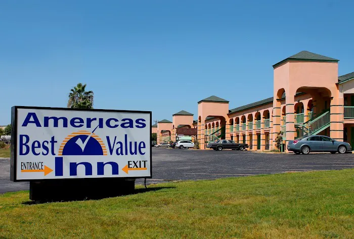 Americas Best Value Inn - Frost Bank Center 5