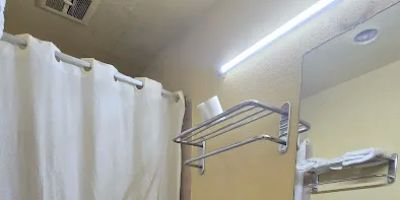 Super 7 Inn By OYO San Antonio N.W. Medical Center