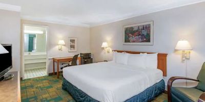 La Quinta Inn By Wyndham IH-10 West San Antonio TX
