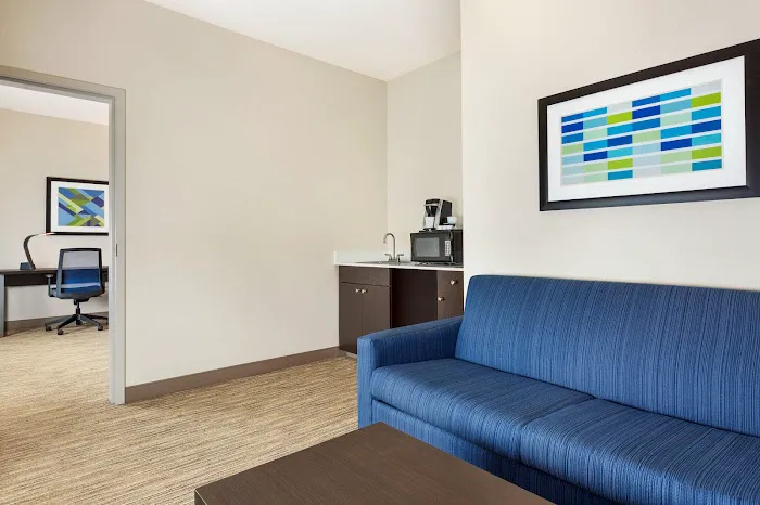 Holiday Inn Express & Suites San Antonio NW-Medical Area by IHG 5