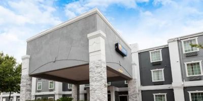 Comfort Inn & Suites Near Medical Center