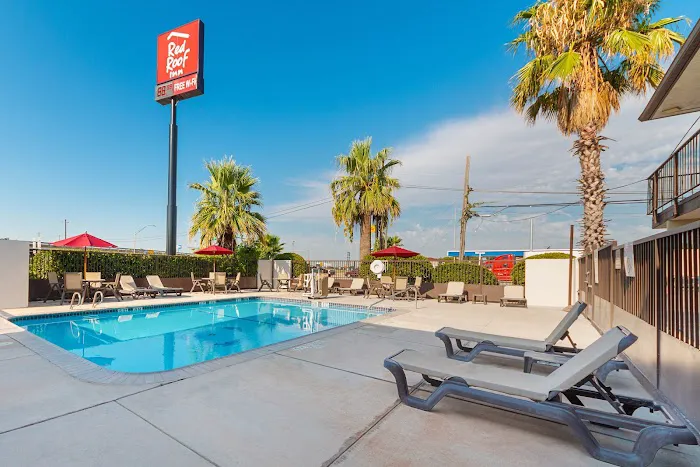 Red Roof Inn San Antonio E – Frost Bank Center 5
