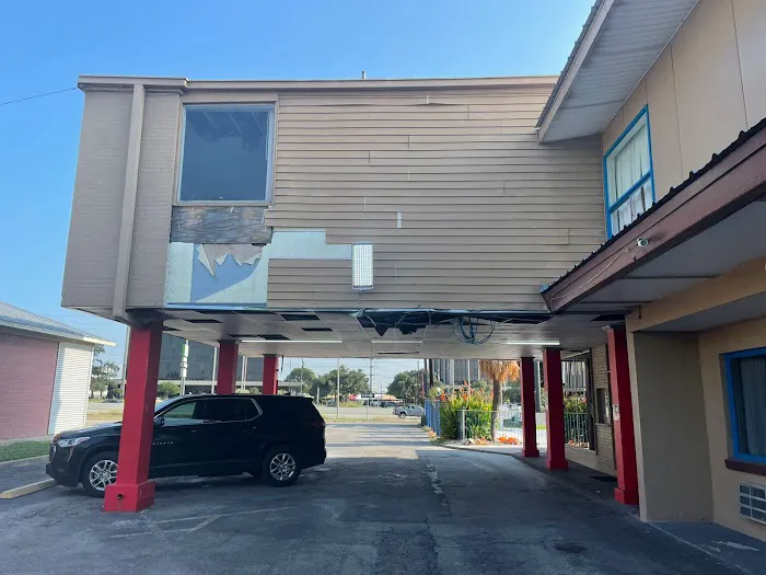 TownHouse Inn 5