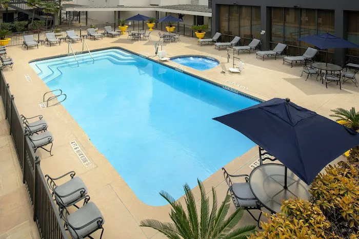 Crowne Plaza San Antonio Airport by IHG 5