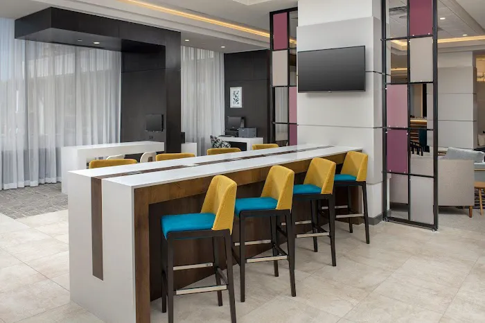 Crowne Plaza San Antonio Airport by IHG 5