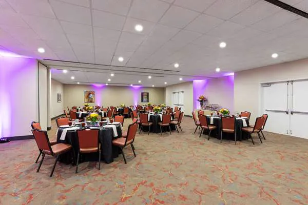 La Quinta Inn & Suites by Wyndham San Antonio Medical Ctr NW 5