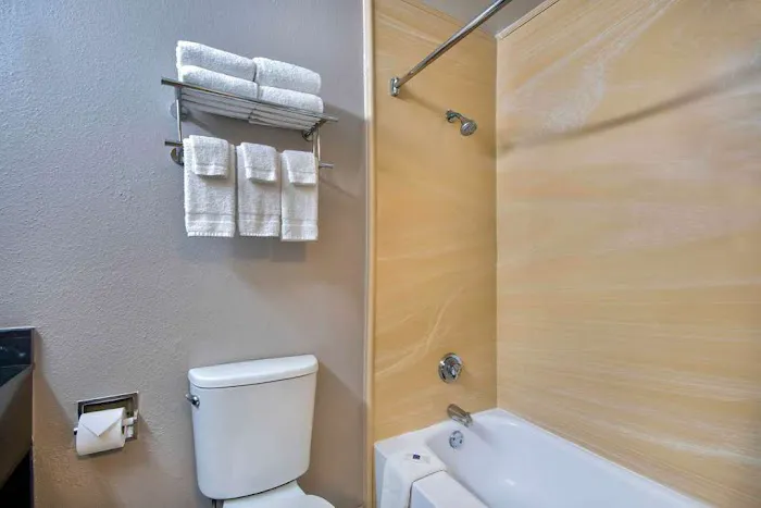 Studio 6 San Antonio, TX - Medical Center 5