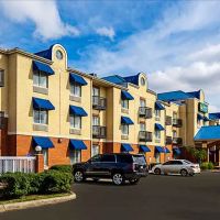 Quality Suites San Antonio Northeast ico