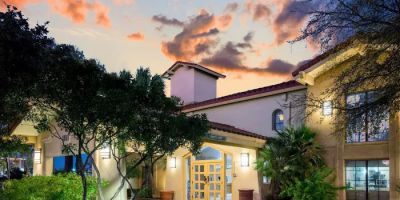 Coratel Inn and Suites By Jasper Wonderland