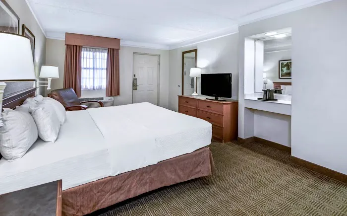 Coratel Inn and Suites By Jasper Wonderland 5