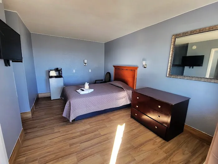 Travel Inn San Antonio 5