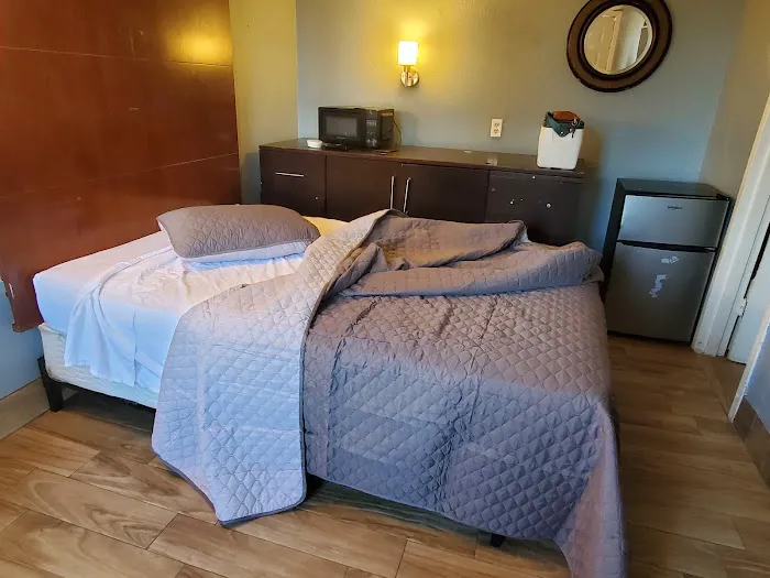 Travel Inn San Antonio 5