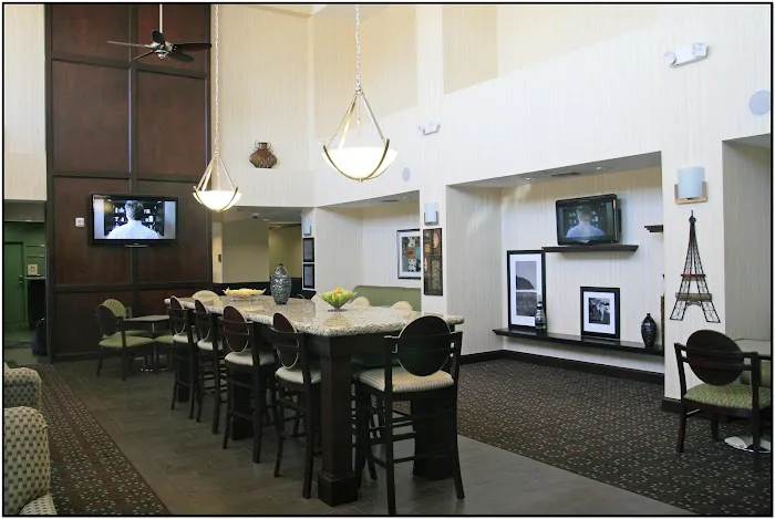 Hampton Inn & Suites San Antonio/Northeast I-35 5