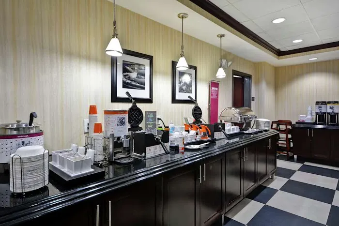 Hampton Inn & Suites San Antonio/Northeast I-35 5