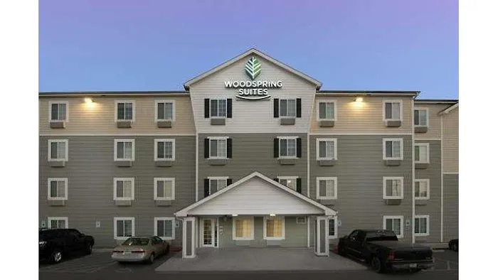 WoodSpring Suites San Antonio Fort Sam 5