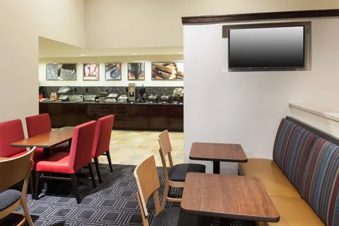 TownePlace Suites San Antonio Airport 5