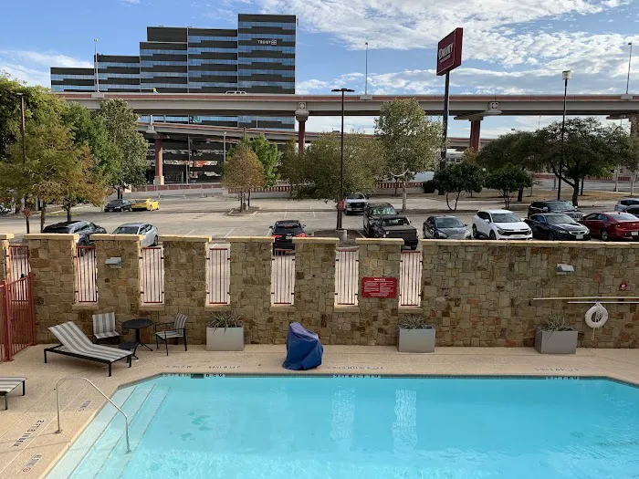 Drury Inn & Suites San Antonio Airport 5