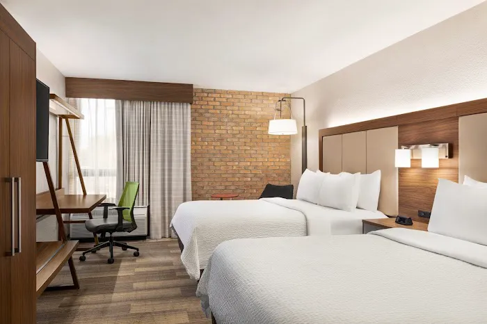 Holiday Inn Express San Antonio-Airport by IHG 5