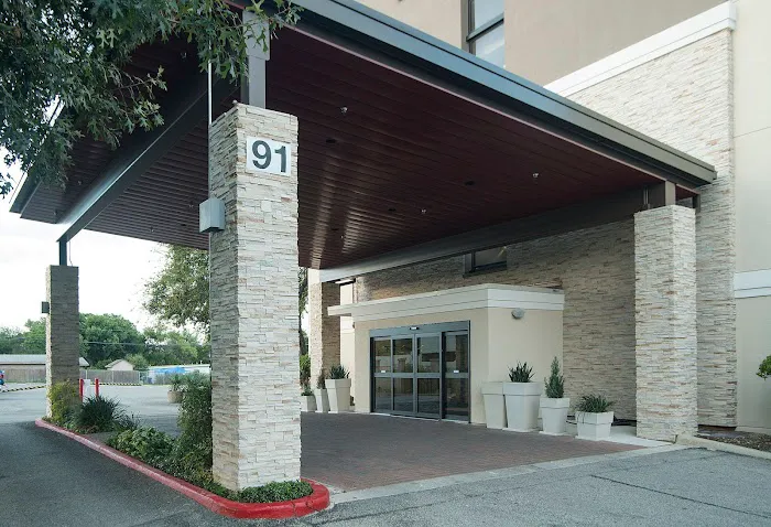 Holiday Inn Express San Antonio-Airport by IHG 5
