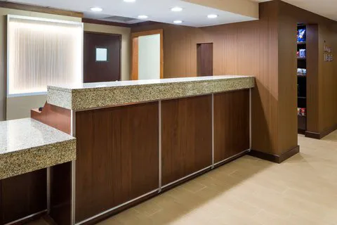 Fairfield Inn & Suites San Antonio Airport/North Star Mall 5