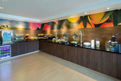 Fairfield Inn & Suites San Antonio Airport/North Star Mall 5