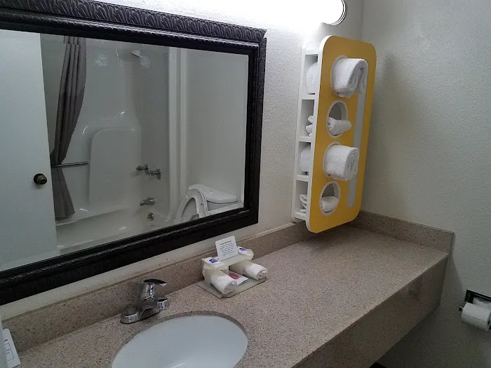 Park Inn by Radisson San Antonio Medical Center 5
