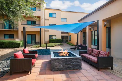 Courtyard San Antonio Medical Center 5