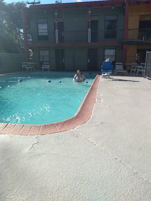 Baymont by Wyndham San Antonio Near South Texas Medical Ctr 5