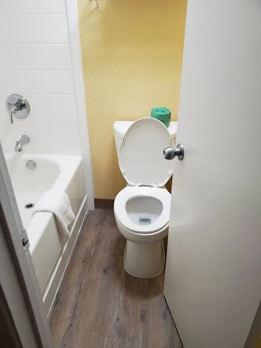 Baymont by Wyndham San Antonio Near South Texas Medical Ctr 5