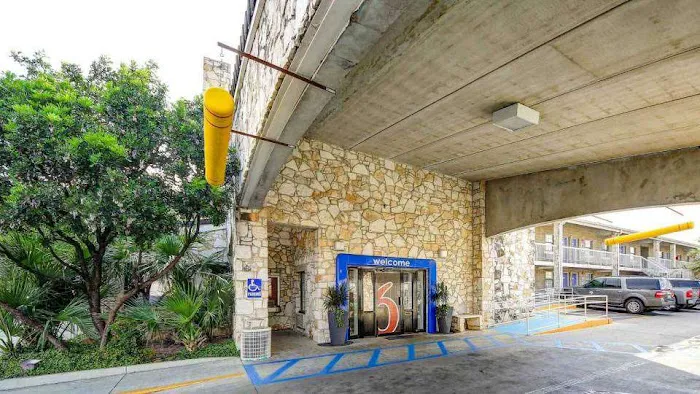 Studio 6 San Antonio, TX – Northwest Medical Center 5