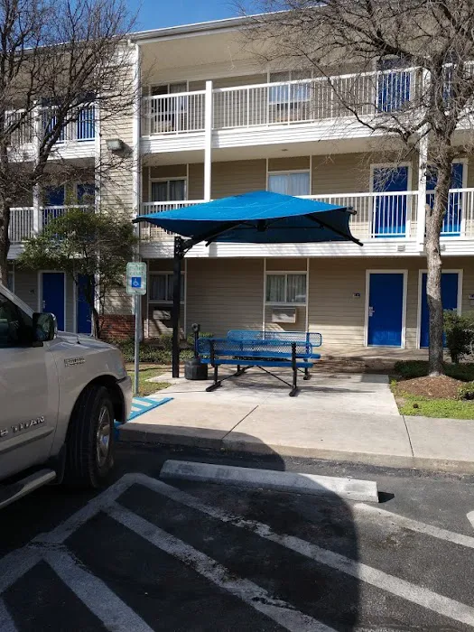InTown Suites Extended Stay San Antonio TX - Airport 5