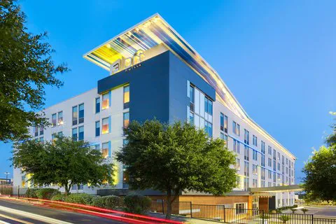 Aloft San Antonio Airport 5