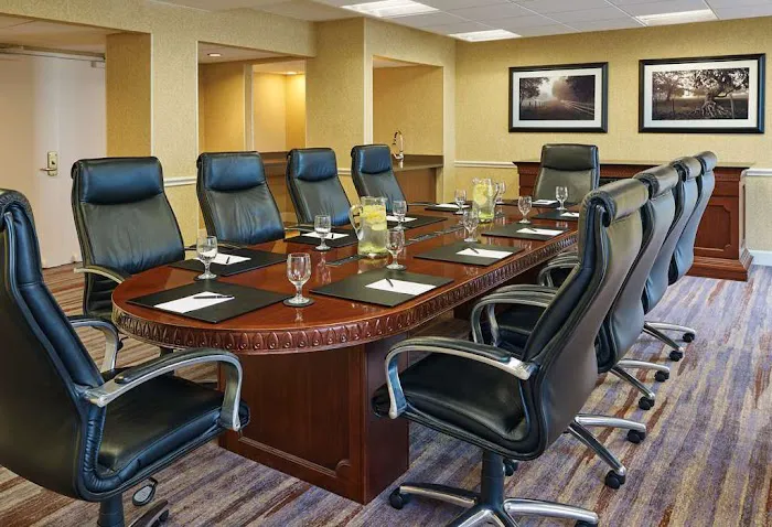 DoubleTree by Hilton San Antonio Airport 5