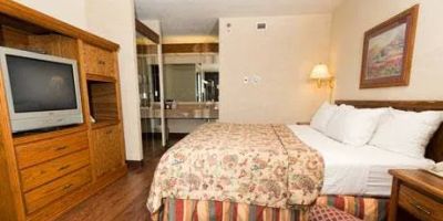 Pear Tree Inn Northeast - San Antonio