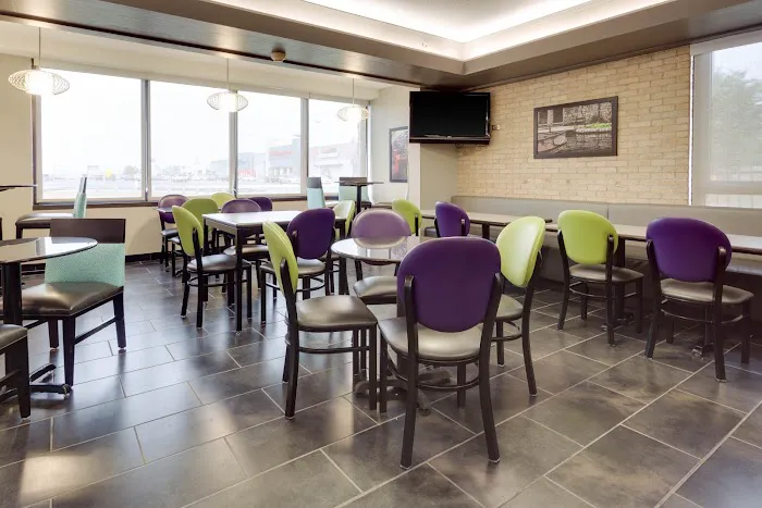 Drury Inn & Suites San Antonio Northeast 5