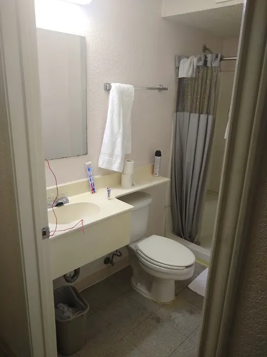 InTown Suites Extended Stay San Antonio TX - Perrin Beitel Road 5