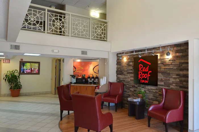 Red Roof Inn San Antonio - Airport 5