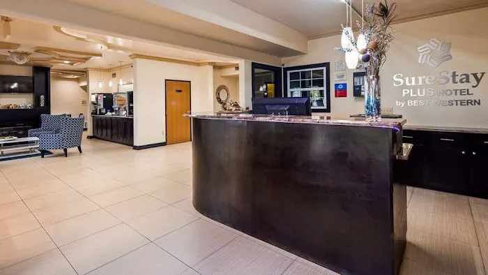 SureStay Plus by Best Western San Antonio Airport 5