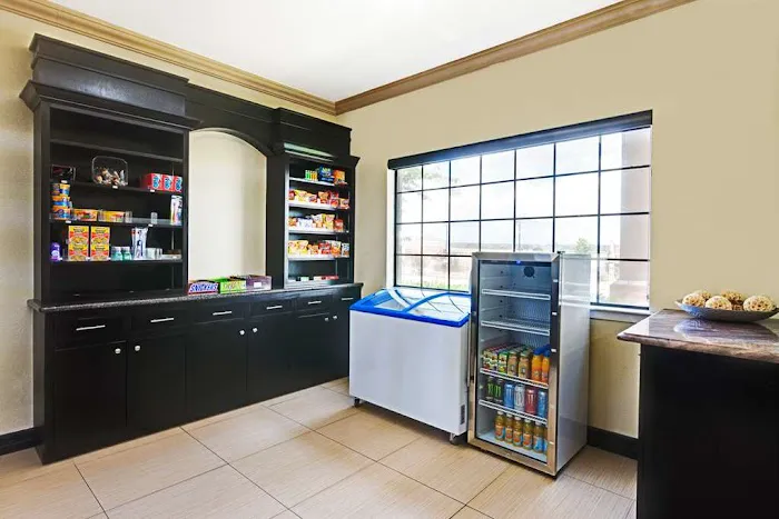 SureStay Plus by Best Western San Antonio Airport 5