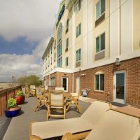 Holiday Inn Express & Suites San Antonio West-Seaworld Area by IHG ico