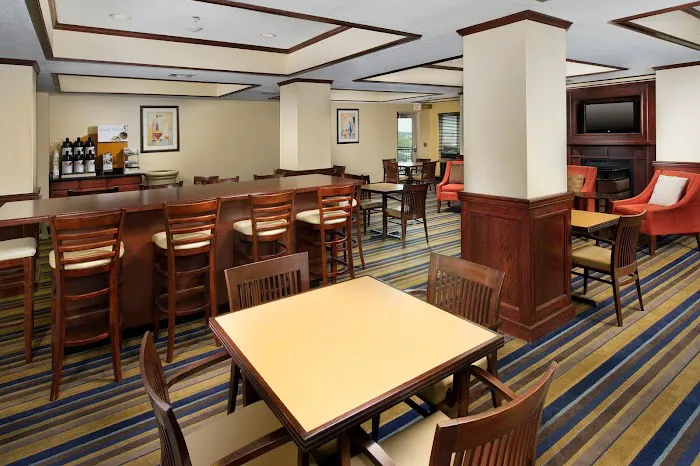 Holiday Inn Express & Suites San Antonio West-Seaworld Area by IHG 5